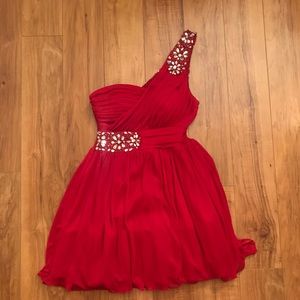 RED HOMECOMING DRESS